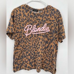 Blondie Cheetah tee- size small